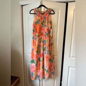 NWT- Floral Print MIDI Dress